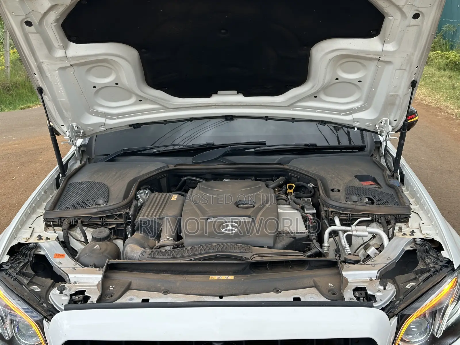 Mercedes-Benz E200 2016 White