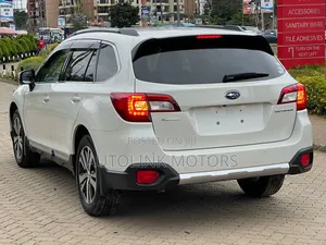 Subaru Outback 2.5i Limited AWD 2019 White