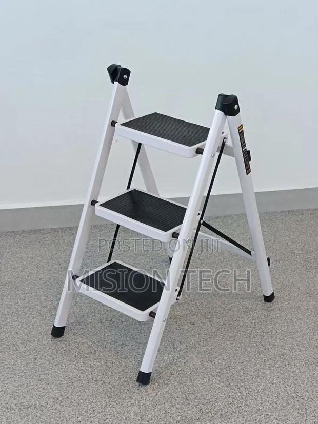 3layer Metallic Ladder
 