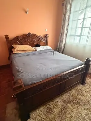 Brown 5b6 Bed