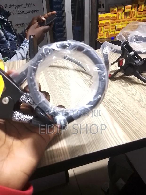 Foldable Car Phone Holder - thumbnail 2