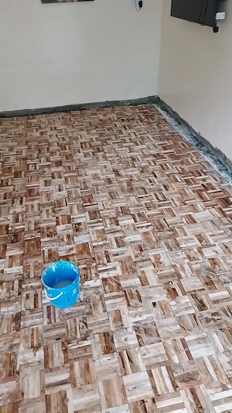 Wooden Floor Installation: New Floors, Repairs Partials