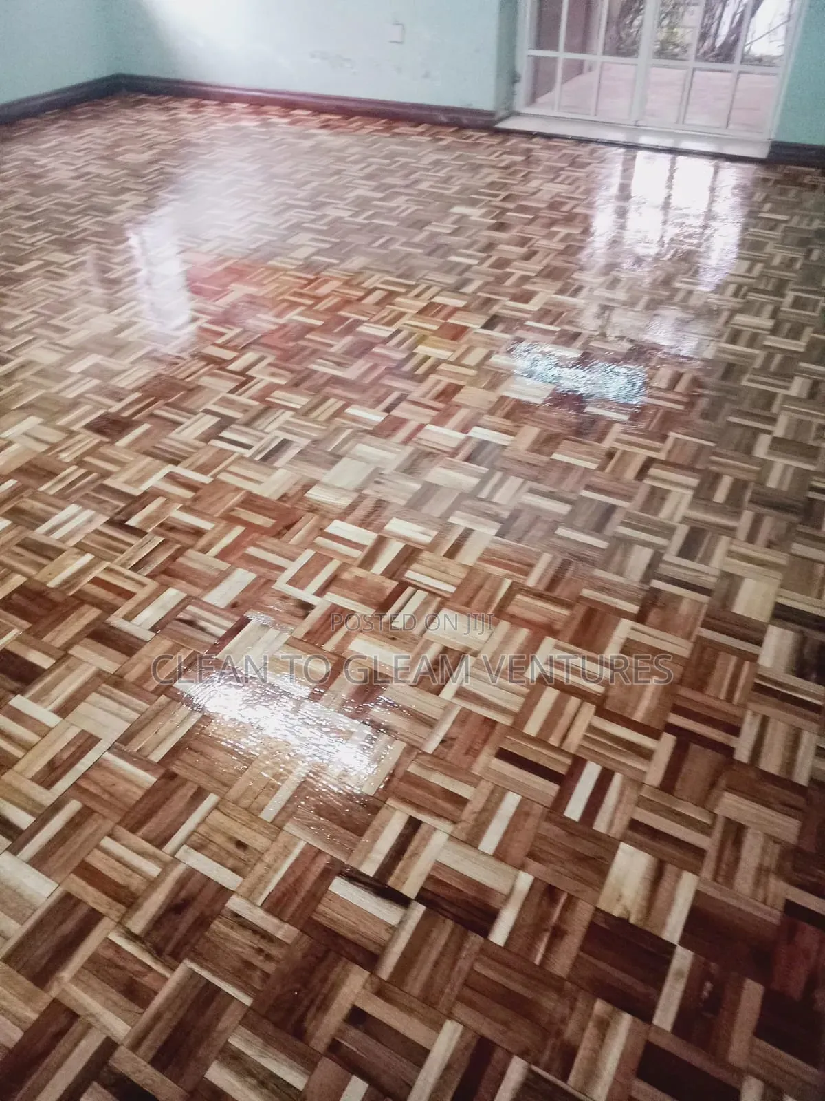 Wooden Floor Installation: New Floors, Repairs Partials