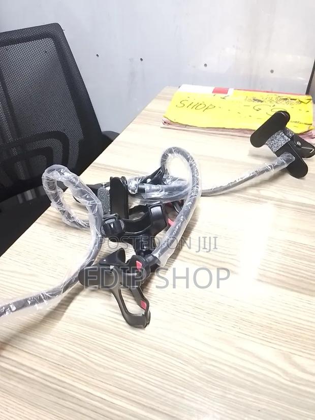 Driver's Phone Holder. Rotating Phone Holder