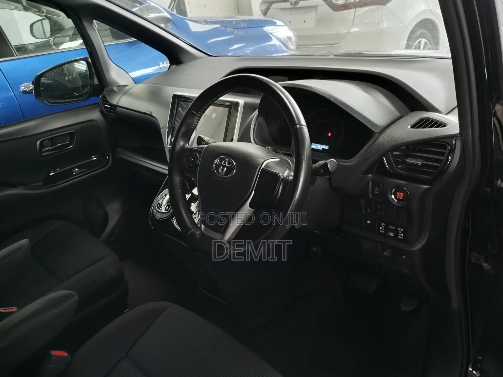 Toyota Noah 2019 Black