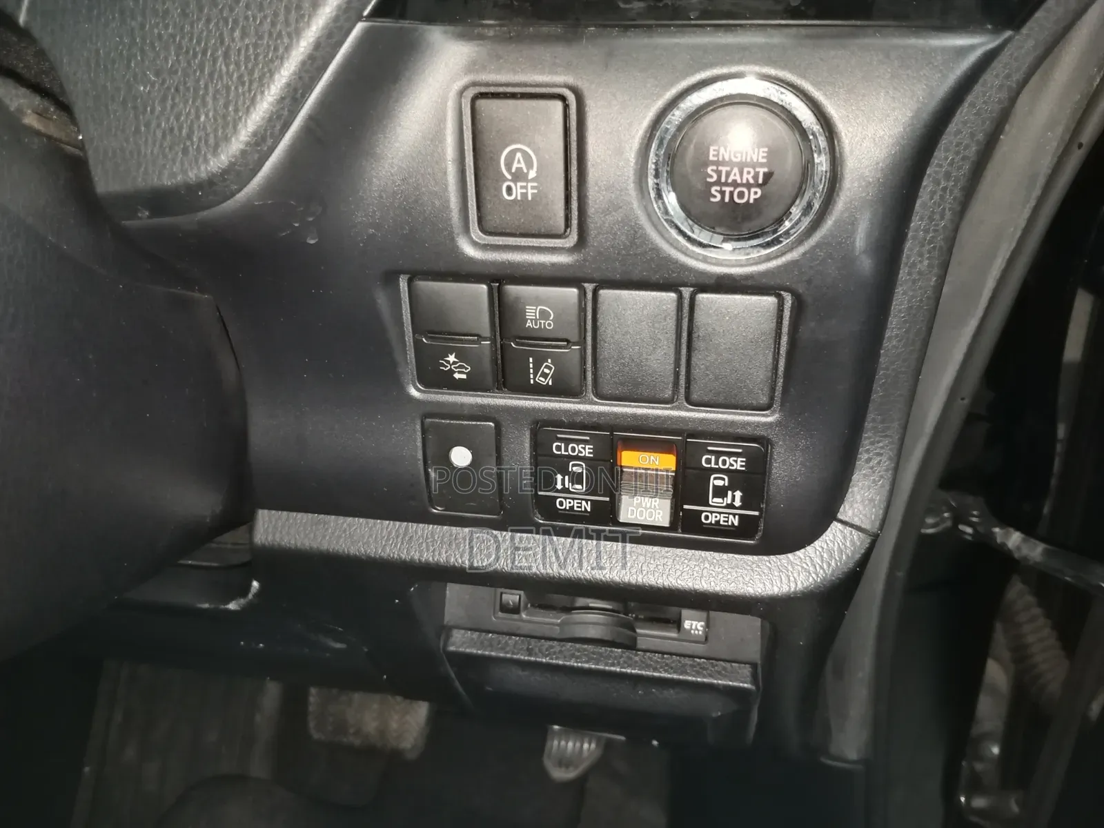 Toyota Noah 2019 Black