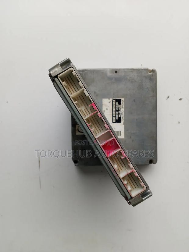 Toyota Ipsum Engine Computer - thumbnail 3