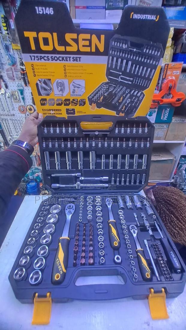 Tolsen 175-Piece Socket Set (Model 15146) - thumbnail 3