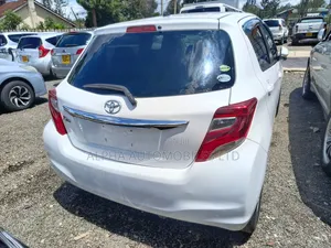 Toyota Vitz 2014 White