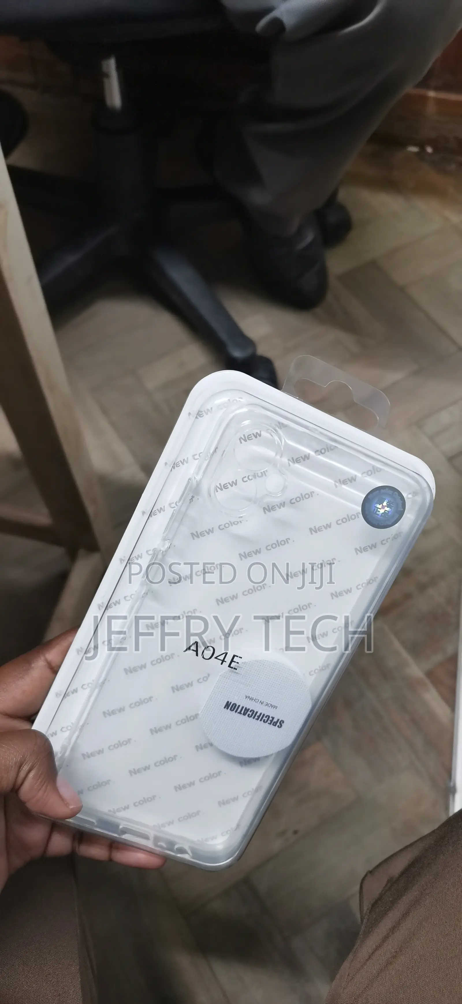Samsung Galaxy A04e Clear Case Features a Transparent Design