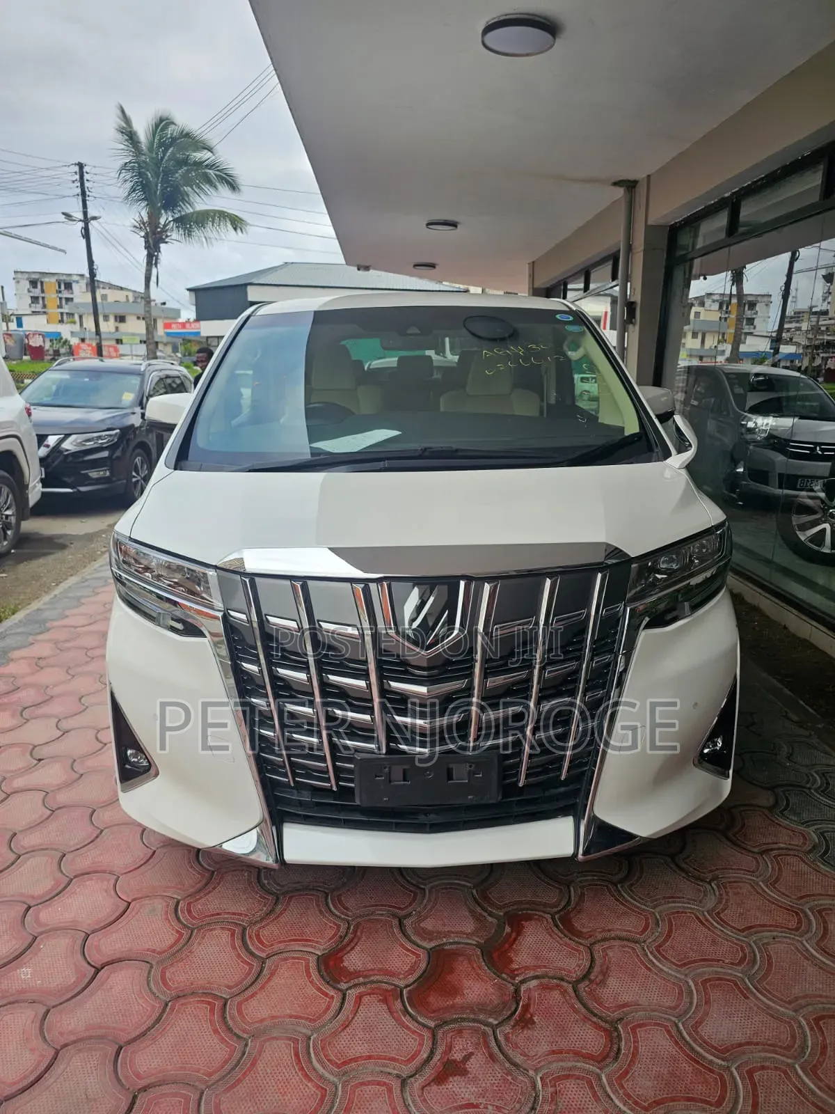 Toyota Alphard 2.5 Petrol AWD 2019 White