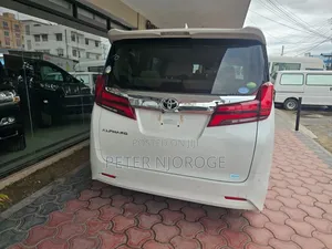 Toyota Alphard 2.5 Petrol AWD 2019 White