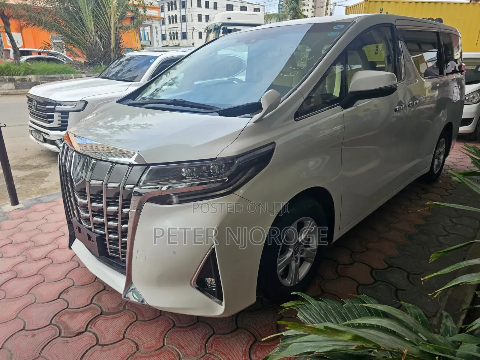 Toyota Alphard 2.5 Petrol AWD 2019 White
