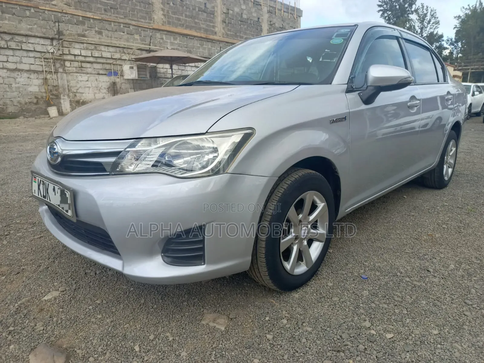 Toyota Axio 2015 Silver
