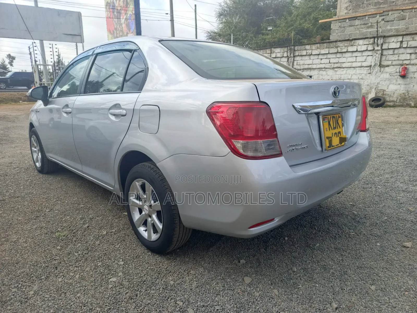 Toyota Axio 2015 Silver