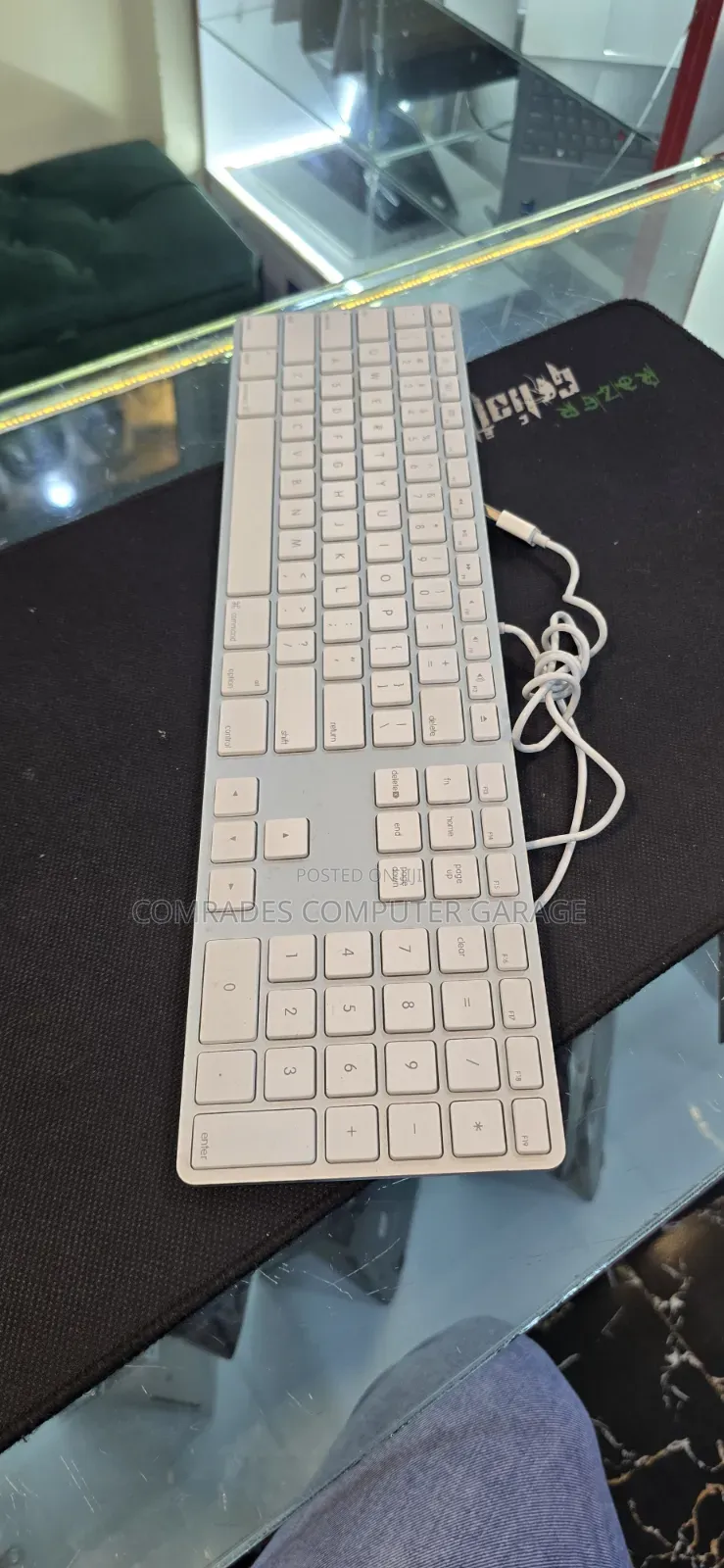 Genuine Apple A1243 Wired Aluminum Keyboard,