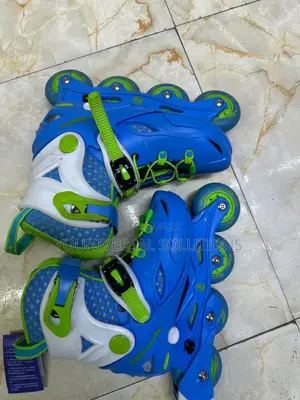 Adustable Skate Shoes