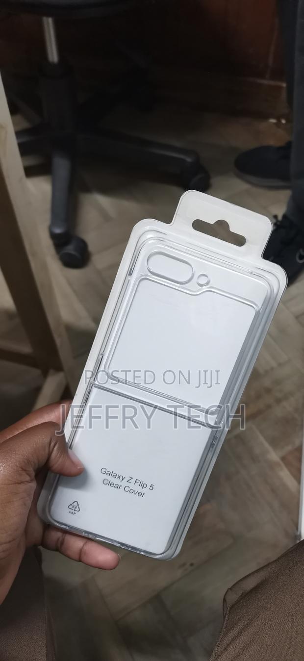 Samsung Galaxy Z Flip 5 Transparent, Two-Piece Phone Case - thumbnail 2