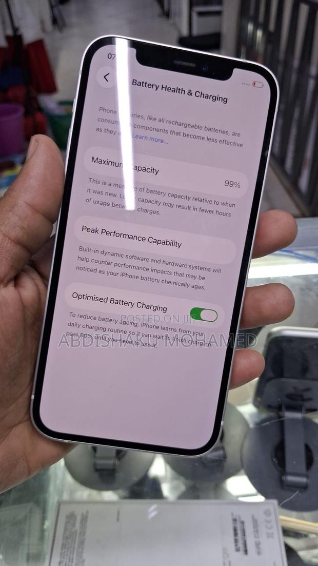 Apple iPhone 11 64 GB White - thumbnail 2