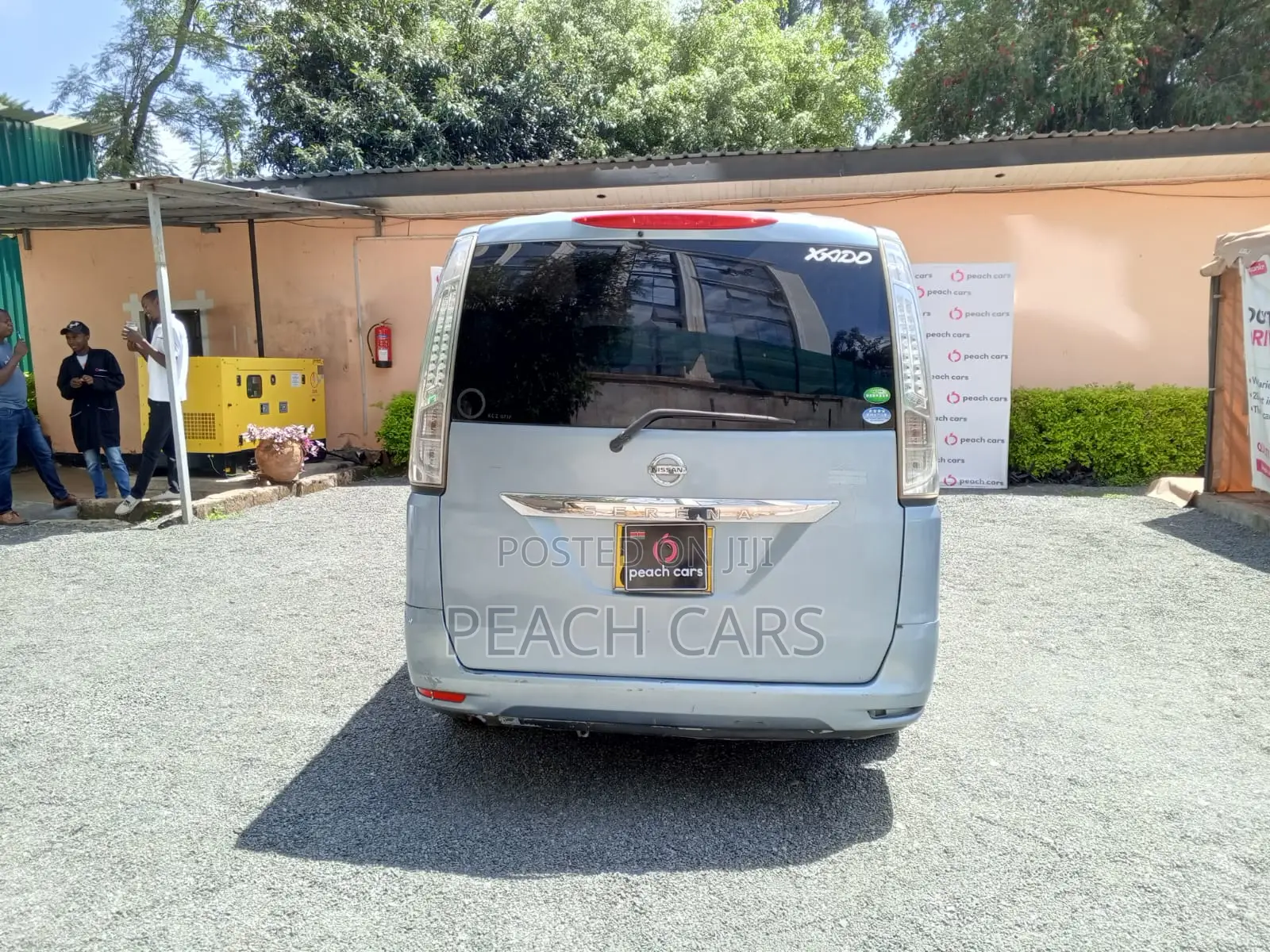 Nissan Serena 2013 Blue