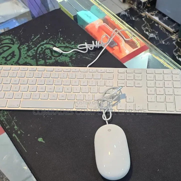 Genuine Apple A1243 Wired Aluminum Keyboard and Mouse