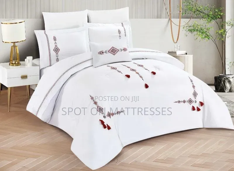 Egyptian Duvet Cover Set. Elegant Comfort Luxury Soft Material.