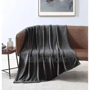 Warm 6*6 Vibrant Colors Super Warm and Fluffy Fleece Throw Blankets