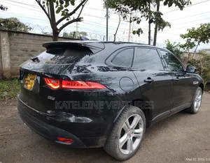 Jaguar F-Pace 2018 Black