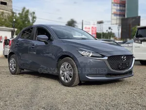Mazda 2 2019 Gray