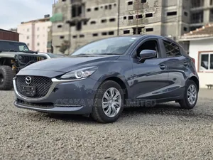Mazda 2 2019 Gray