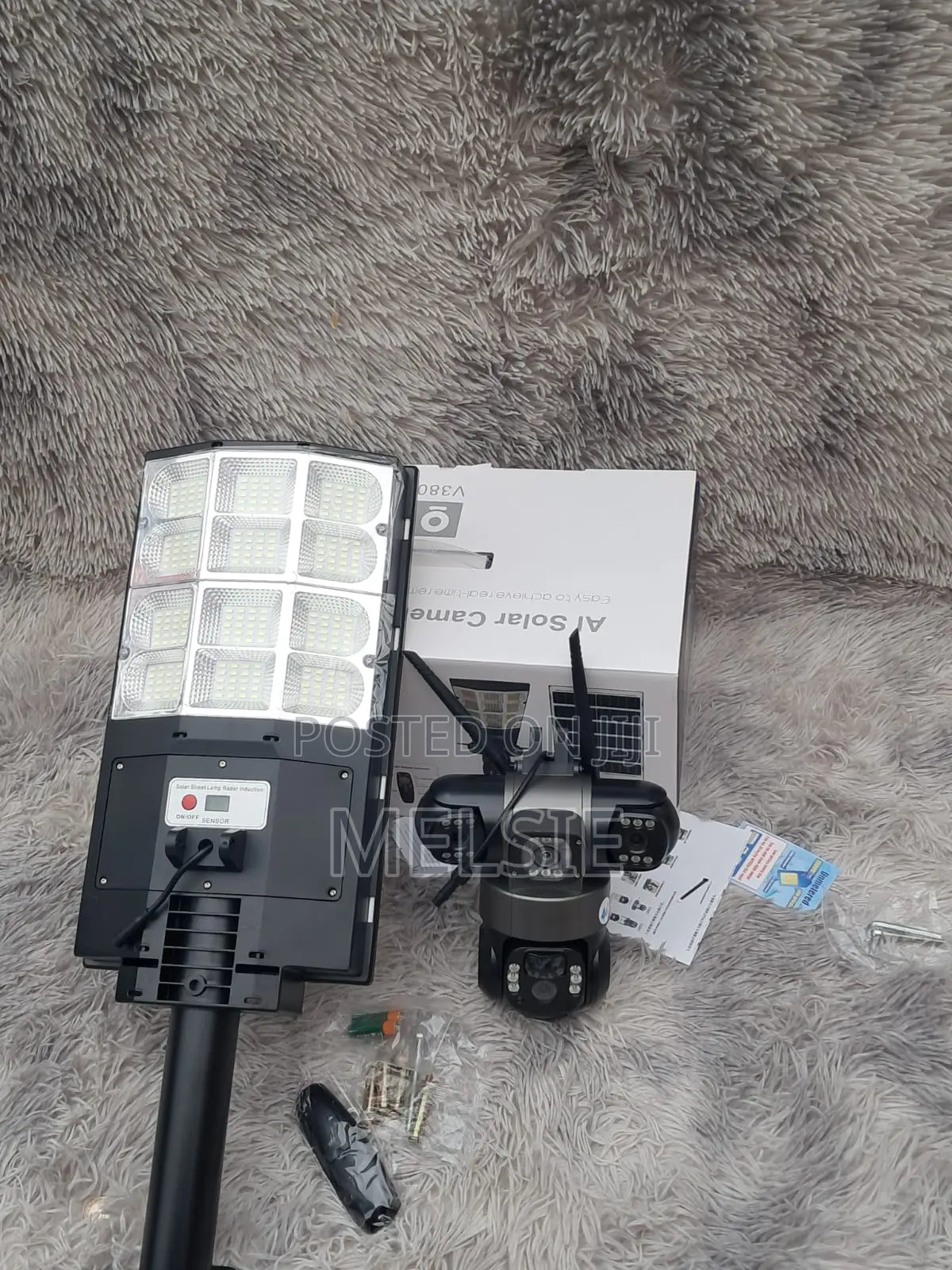 4g Sim Card Supportedsolar Powered Chargingbuilt-Led Street Lights