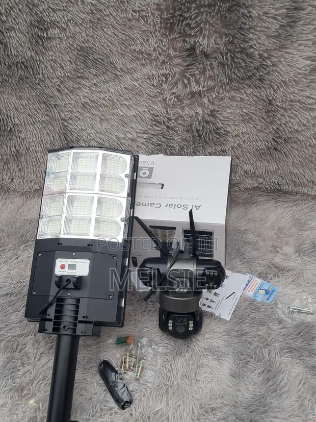 4g Sim Card Supportedsolar Powered Chargingbuilt-Led Street Lights