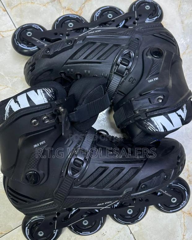 Black Roller Skate Sneakers – Sizes 38-44