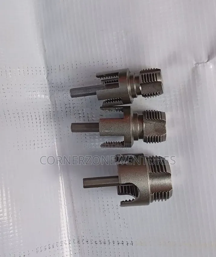 1", 3⁄4", 1⁄2" Plastic Pipe Threader