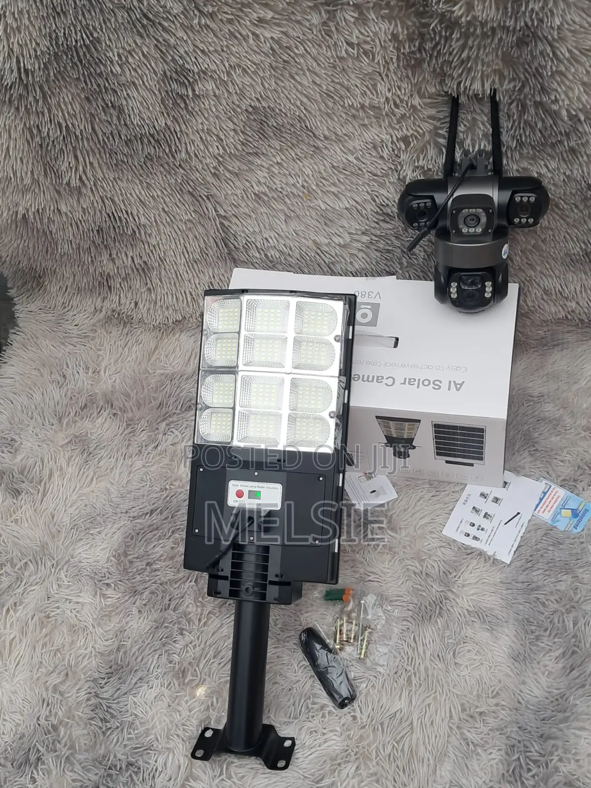 Outdoor 4g Solar PTZ CCTV Camera With 3 Lenses