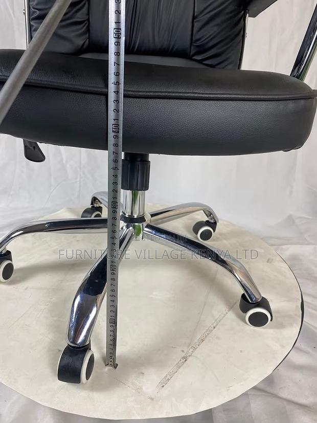 Leather Executive Office Seat. - thumbnail 8