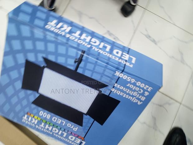 Led 800 Adjustable Color Temperature Photography Light - thumbnail 4