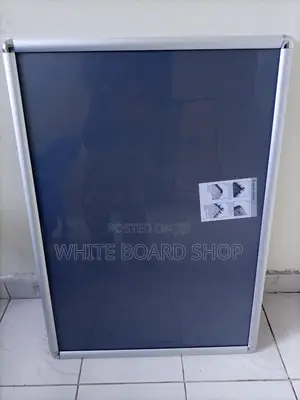 A0 Snapper Frame for Abstract Display