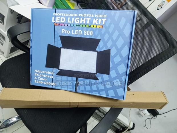 Varicolor Pro Led 800 Studio Light Kit for Photo Video - thumbnail 3