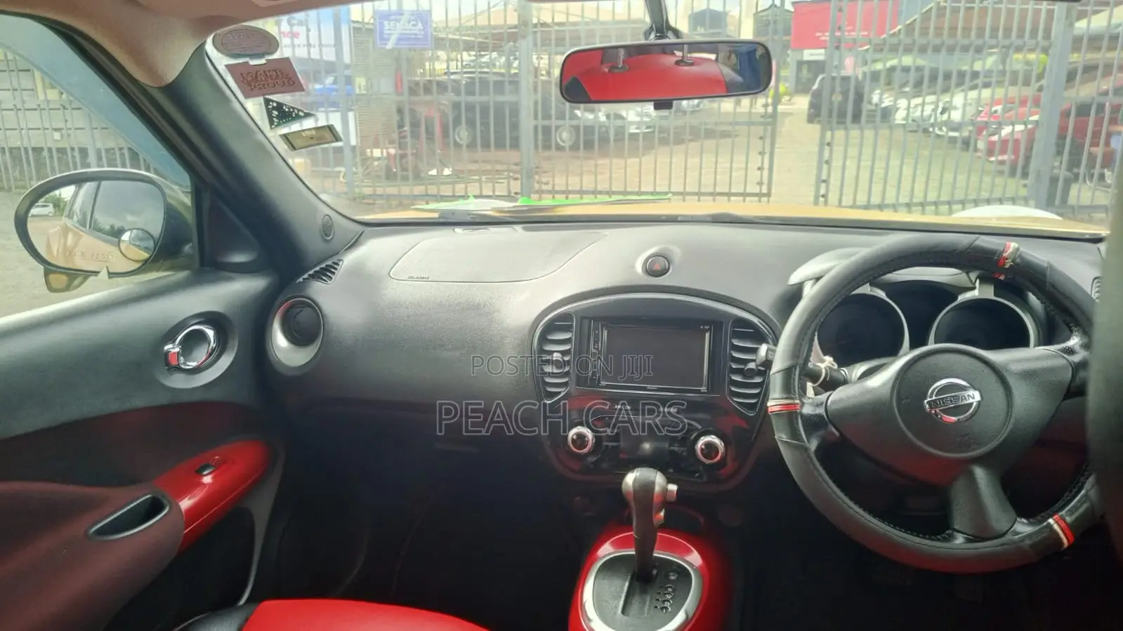 Nissan Juke S 2012 Gold