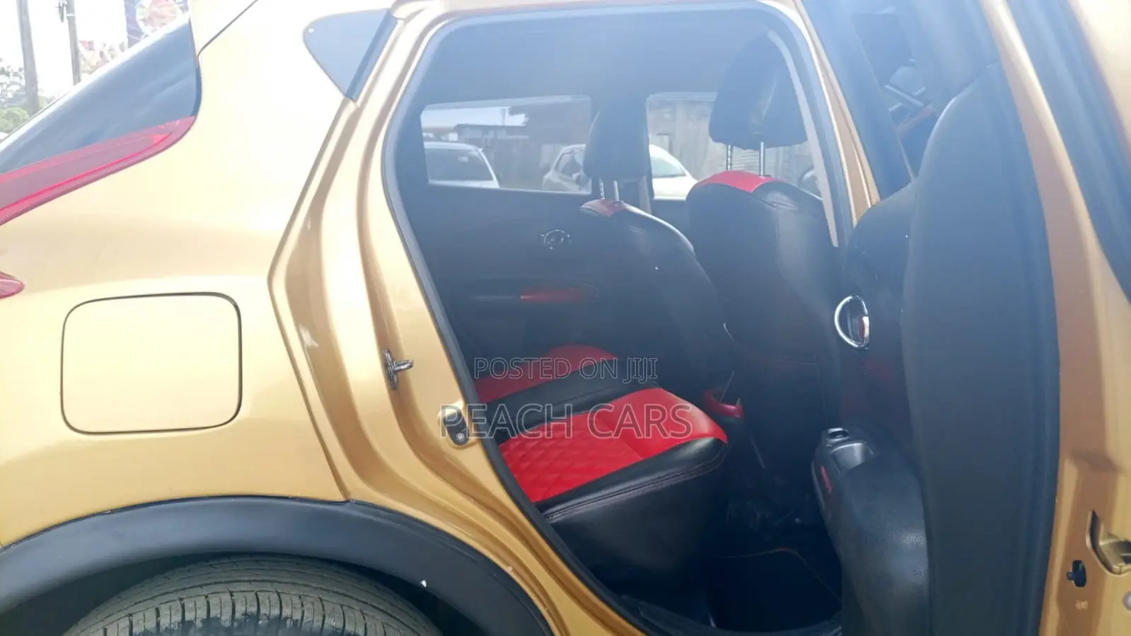Nissan Juke S 2012 Gold