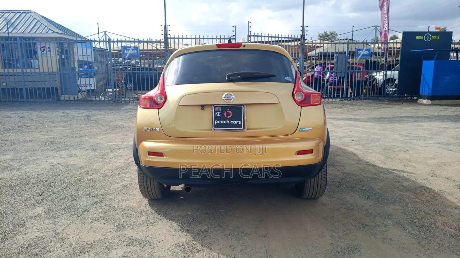 Nissan Juke S 2012 Gold