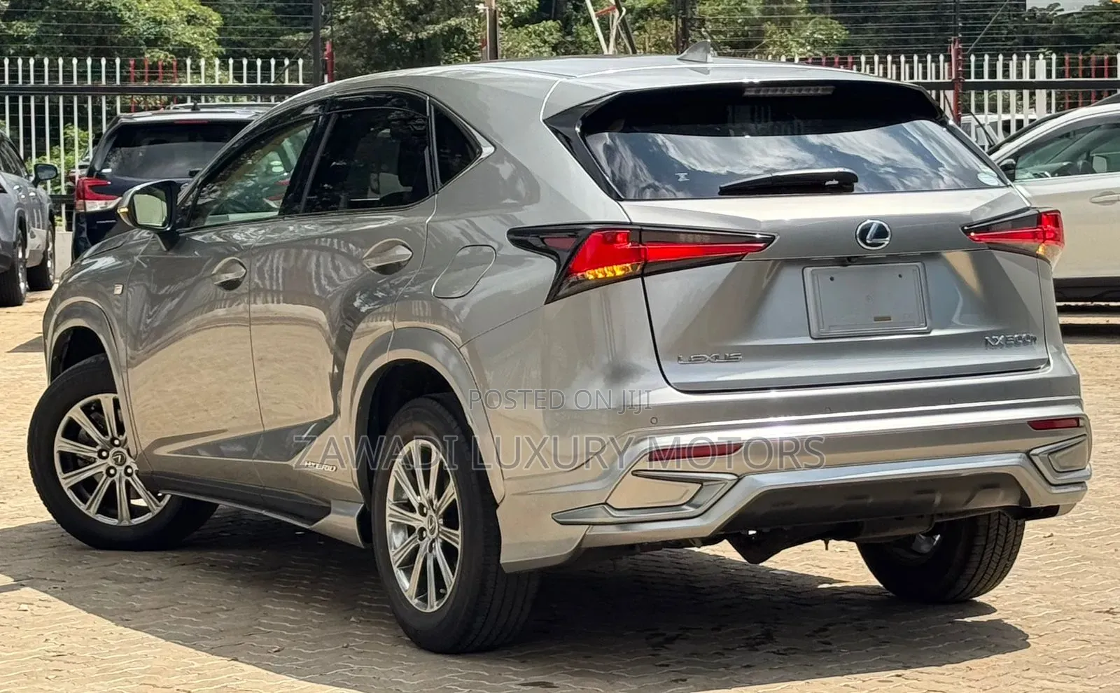 Lexus NX 300h AWD 2020 Gray