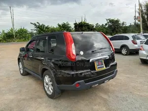 Nissan X-Trail 2012 Black