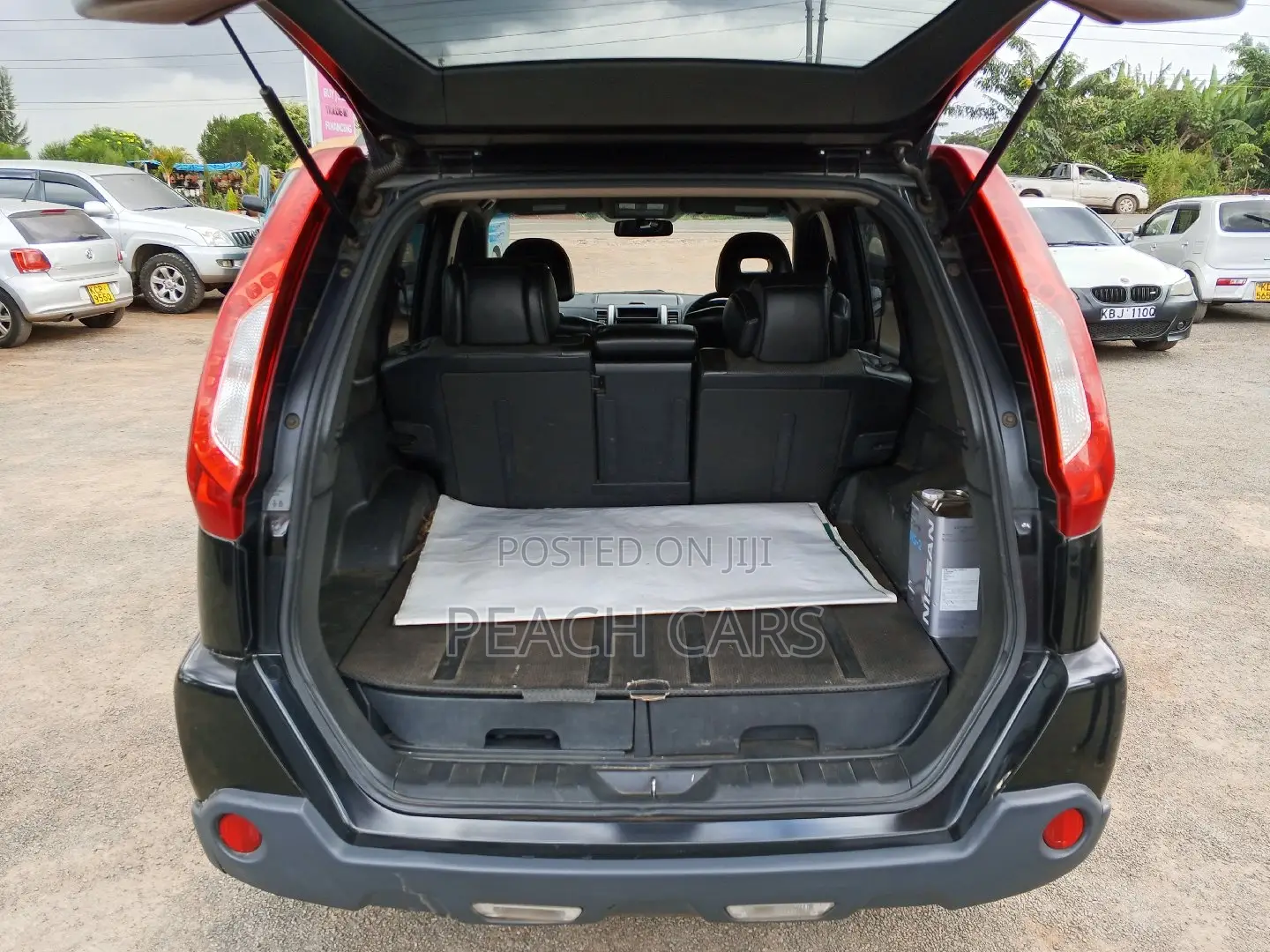Nissan X-Trail 2012 Black