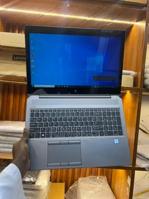 Laptop HP ZBook Studio G5 16GB Intel Core i7 SSD 512GB