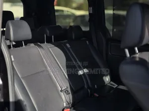 Toyota Esquire 2.0 FWD (8 seater) 2019 Blue