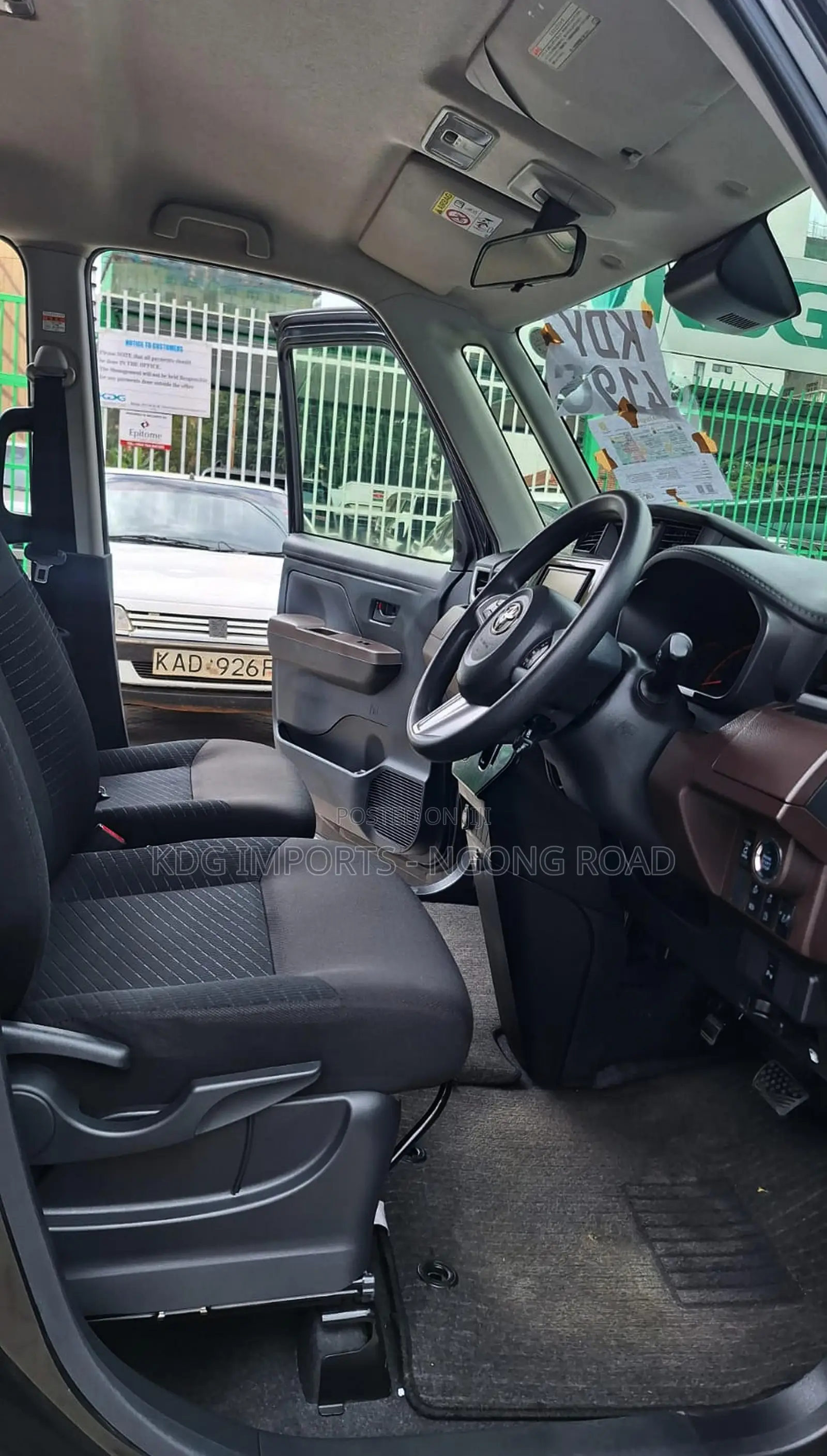 Toyota Roomy 2019 Black