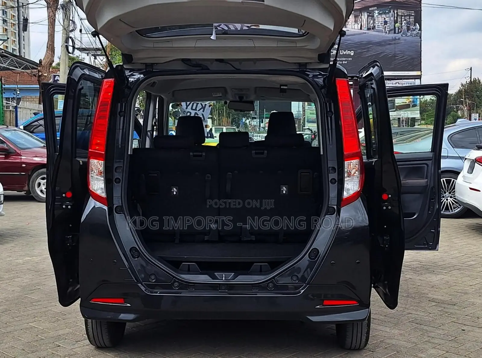 Toyota Roomy 2019 Black