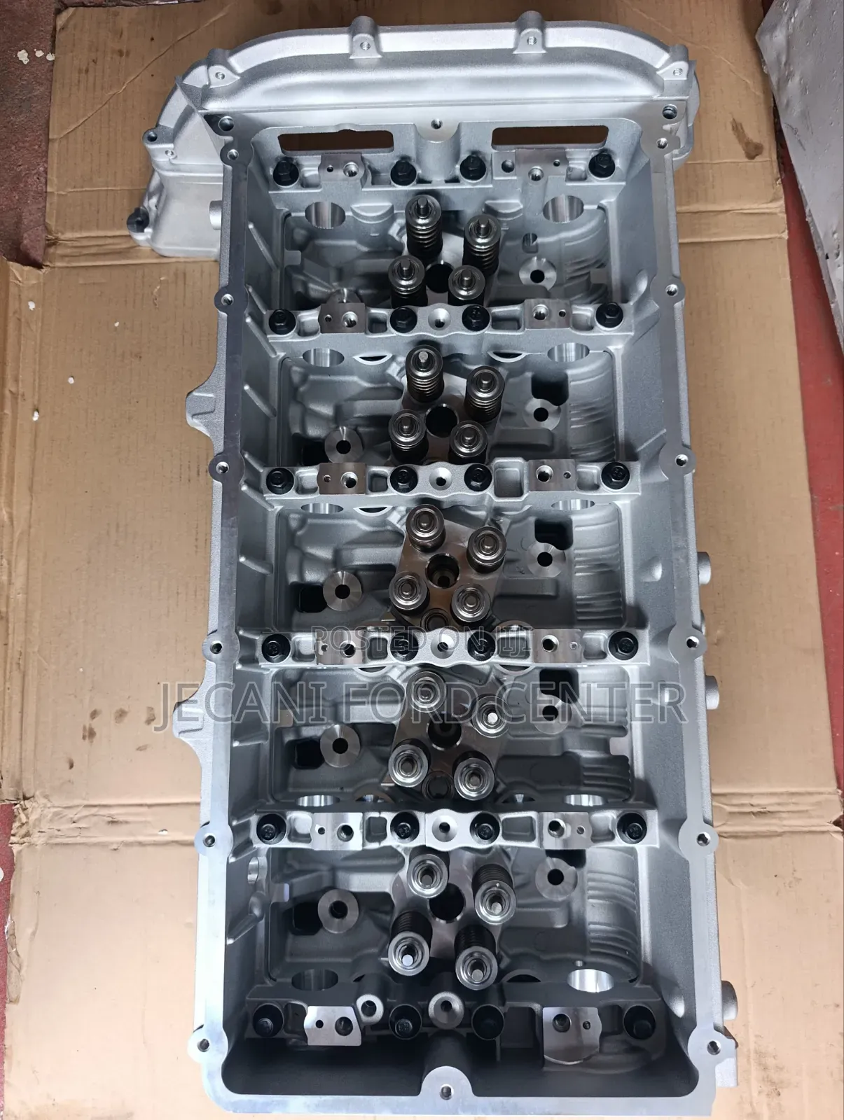 Ford Ranger 3.2 Cylinder Head